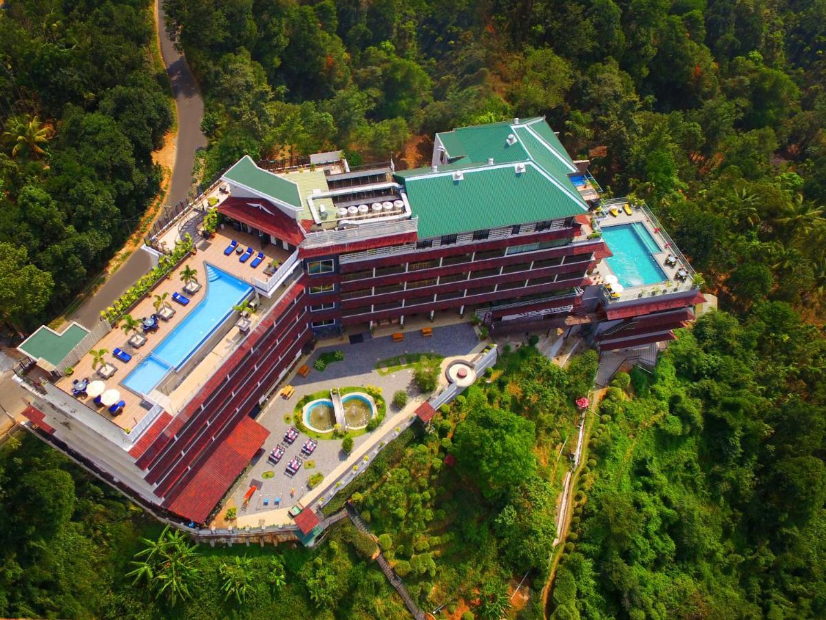 The Panoramic Getaway Hotel Munnar Kültér fotó Aerial view of the hotel
