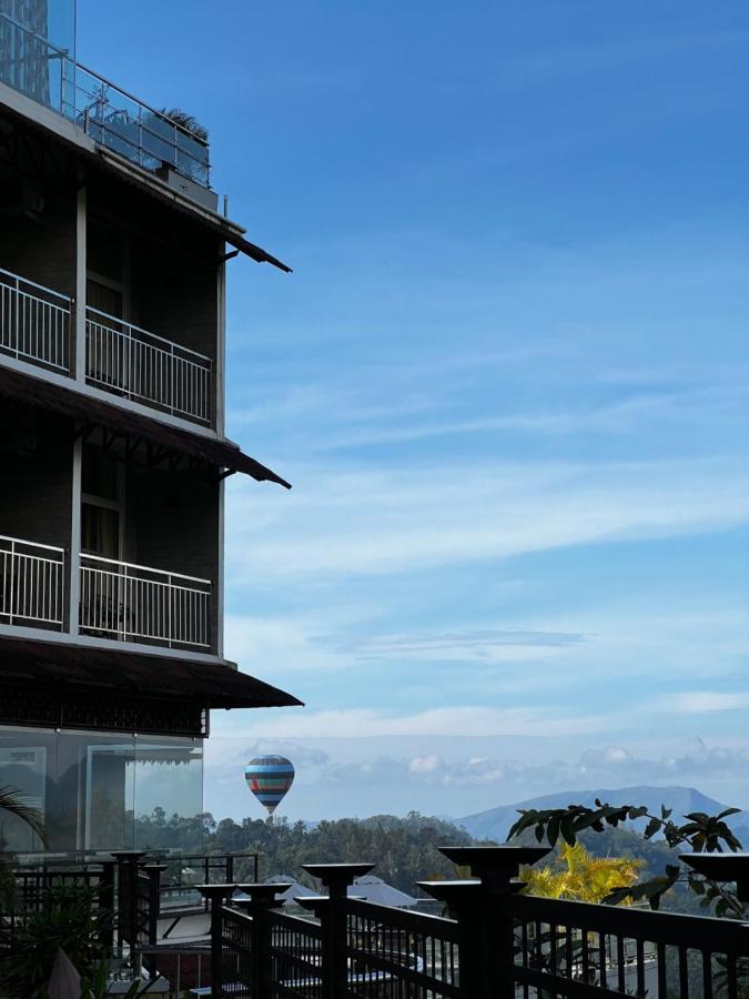 The Panoramic Getaway Hotel Munnar Kültér fotó The observation tower